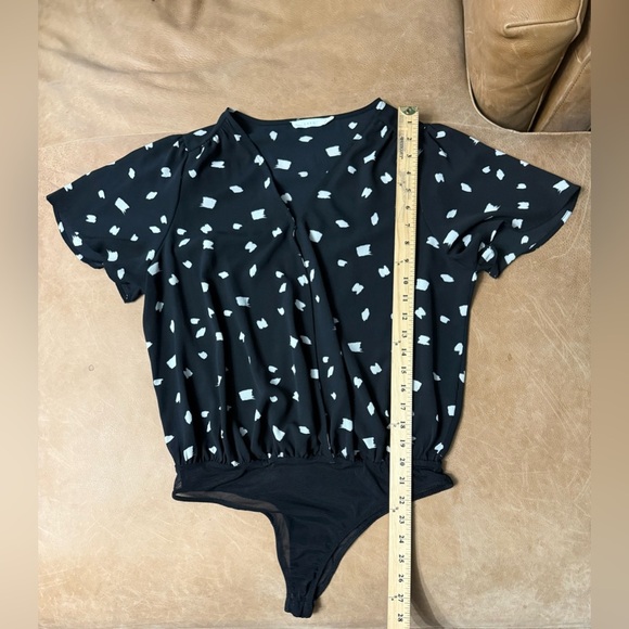 Lush Kona Surplice Bodysuit Blouse Women’s Size Large - Picture 3 of 7